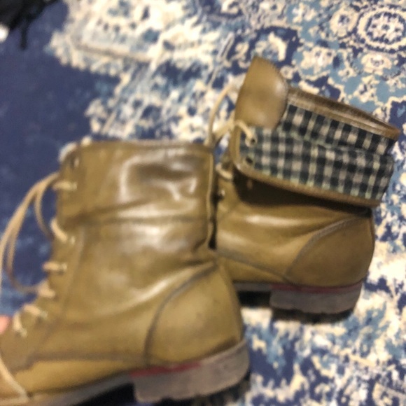 Rock & Candy brown combat boots with fold detail - Picture 3 of 4